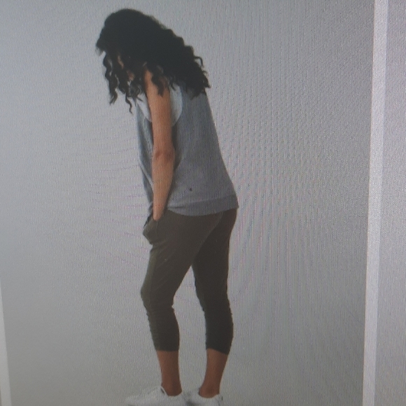 Lululemon 2 Sunset Salutation Crop Fatigue green - Picture 2 of 14